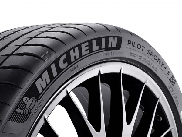 225/50R17 MICHELIN PILOT SPORT A/S 94W